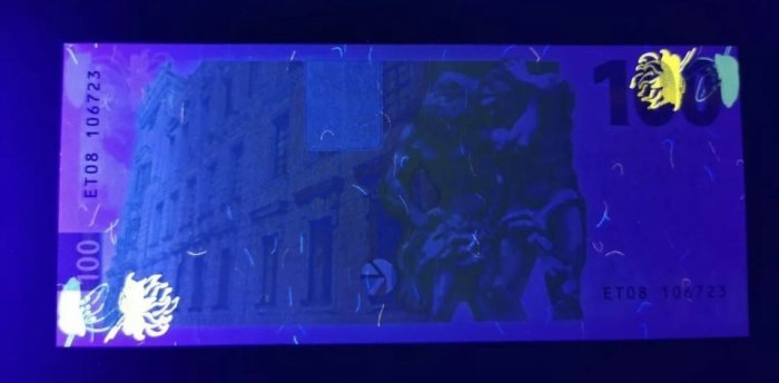 1237-4 B1237-CZECHIA-2022捷克紀念紙幣 大票幅帶册(T)